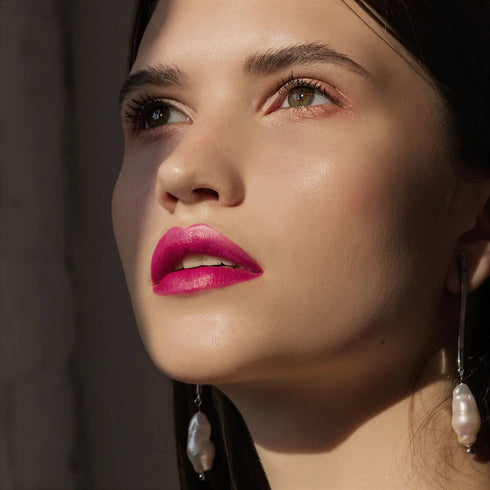 SECOND-SKIN EFFECT CREAM POWDER CONCEALER