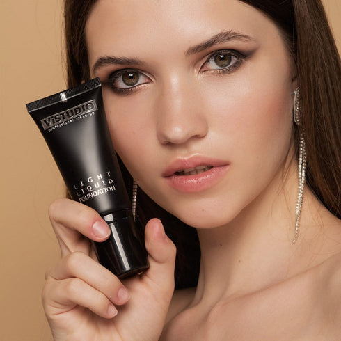 LIGHT LIQUID FOUNDATION